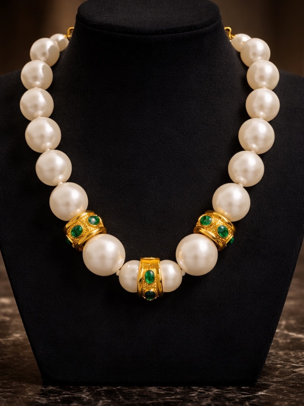 Signed KJL Kenneth Jay Lane Faux Pearl Statement Necklace.